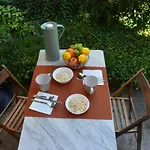 아파트 Casa Righetti Liguria, Three Indipendent In A 1924 Family With Garden, Together, Live Separately *