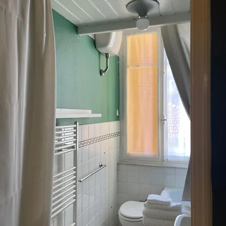 Casa Righetti Liguria, Three Indipendent In A 1924 Family With Garden, Together, Live Separately *