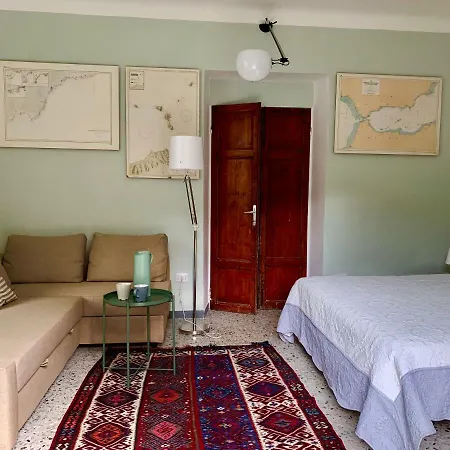 아파트 Casa Righetti Liguria, Three Indipendent In A 1924 With Garden 라스페치아