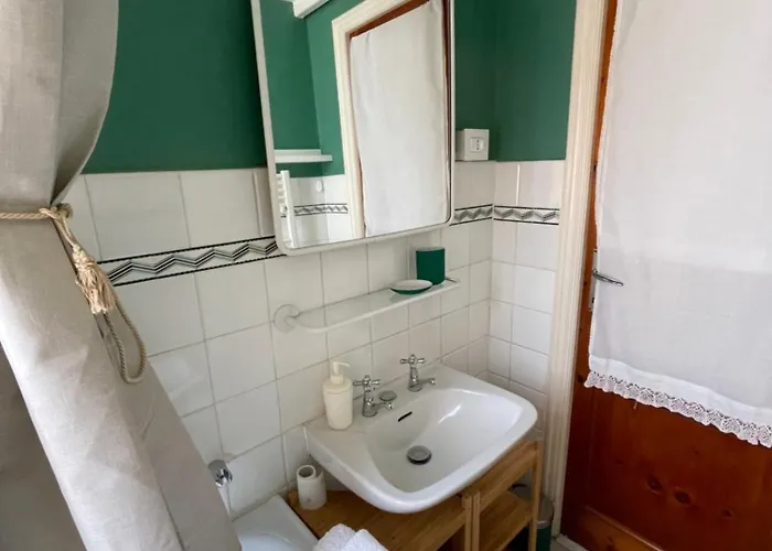 Casa Righetti Liguria, Three Indipendent In A 1924 Family With Garden, Together, Live Separately La Spezia