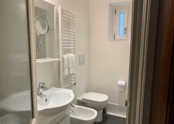 Casa Righetti Liguria, Three Indipendent In A 1924 Family With Garden, Together, Live Separately